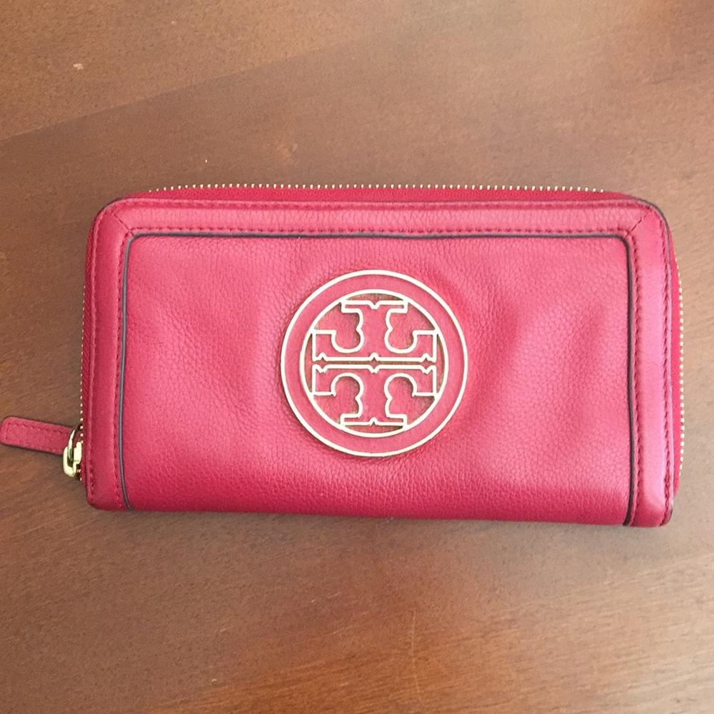 Tory Burch red zipper wallet! Like new!